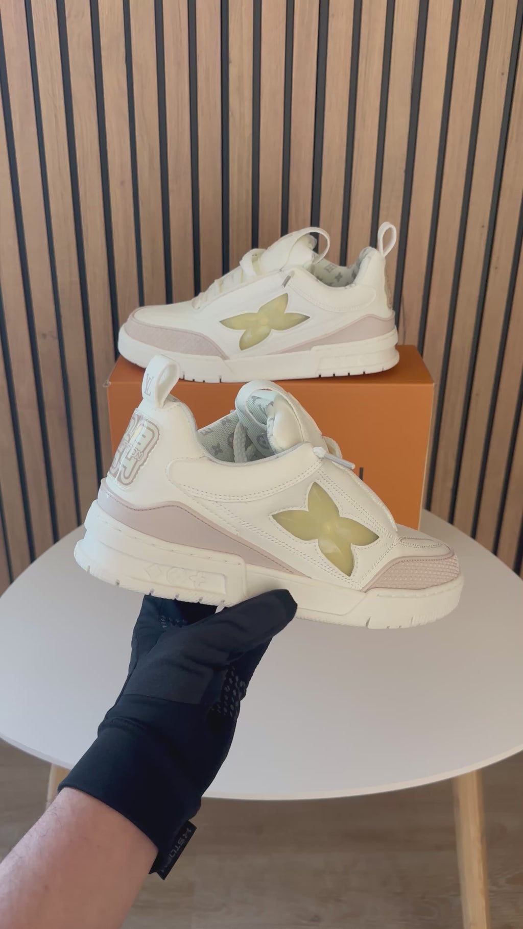 LV SKATE BEIGE