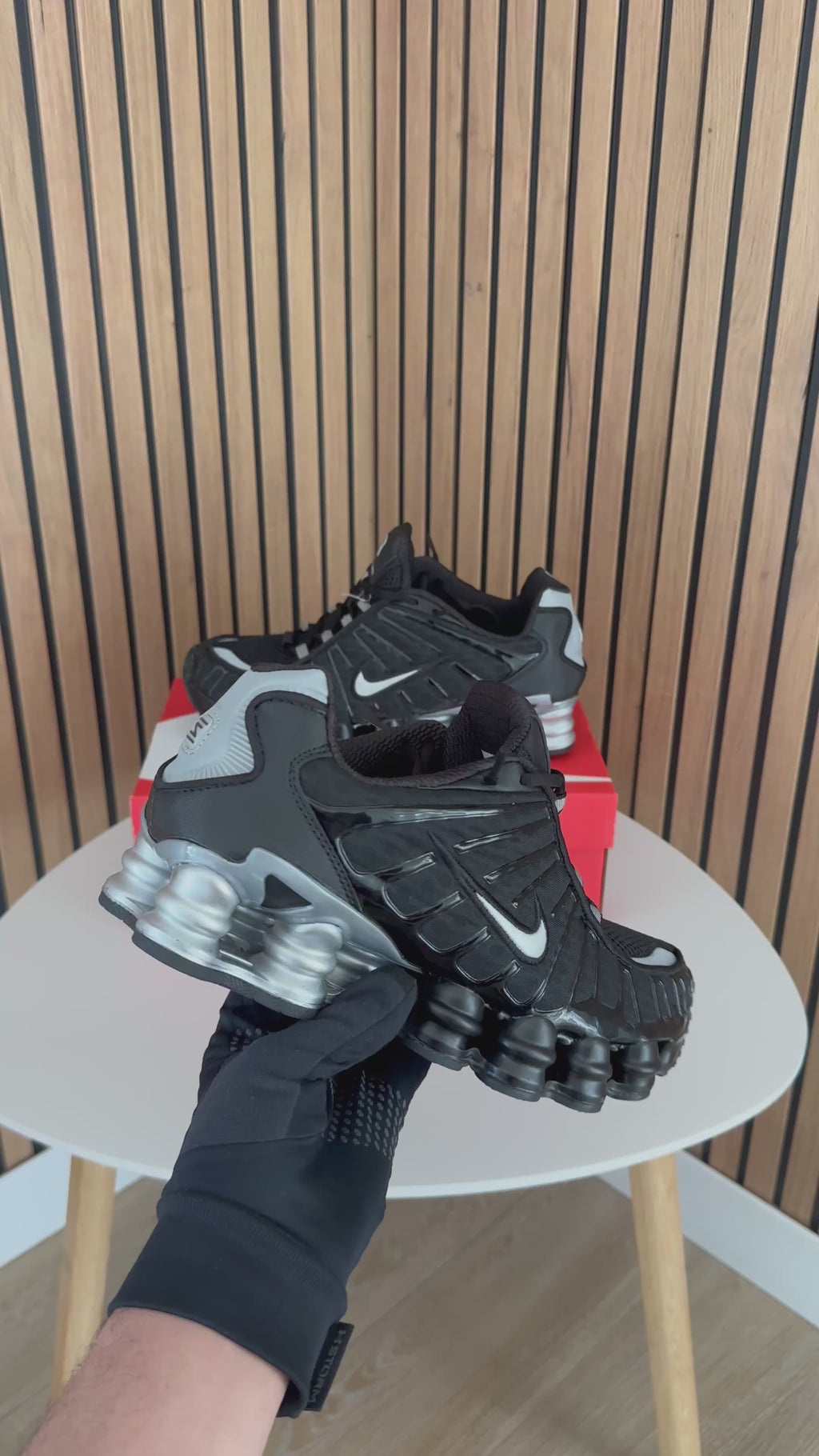 NIKE SHOX TL